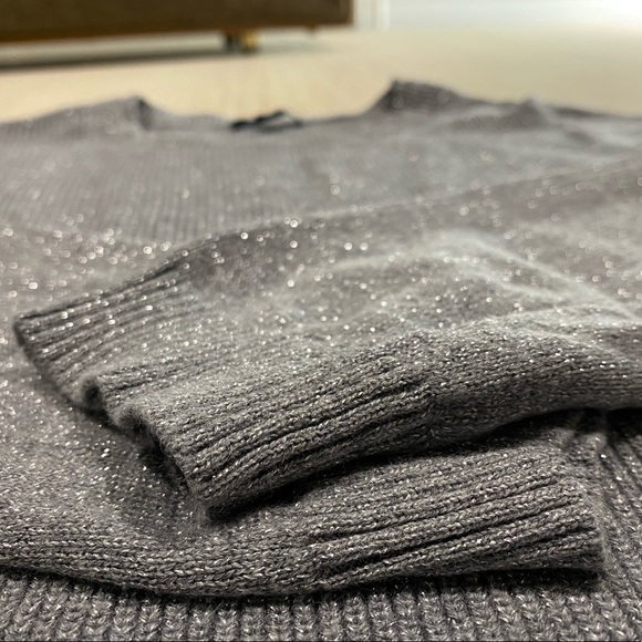 Metallic shimmer silver Tommy Hilfiger sweater - Picture 7 of 7